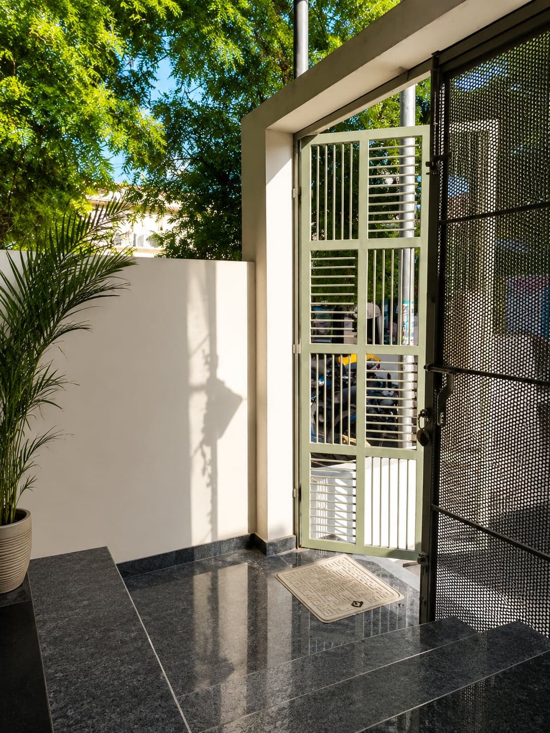 Farmanullah Residence